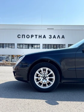 Mercedes-Benz E 280, снимка 1