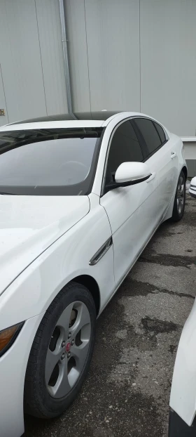 Jaguar XE 25t 2.0l 240hp benzin, снимка 12