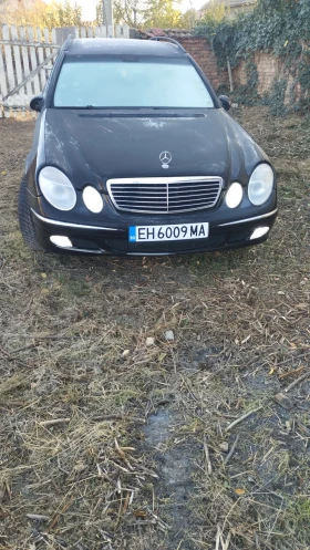 Mercedes-Benz E 270, снимка 13