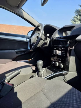 Обява за продажба на Opel Astra 2010г!топ цена  ~3 499 лв. - изображение 8