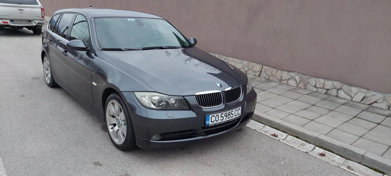 BMW 325 xi e91, снимка 9 - Автомобили и джипове - 47645637