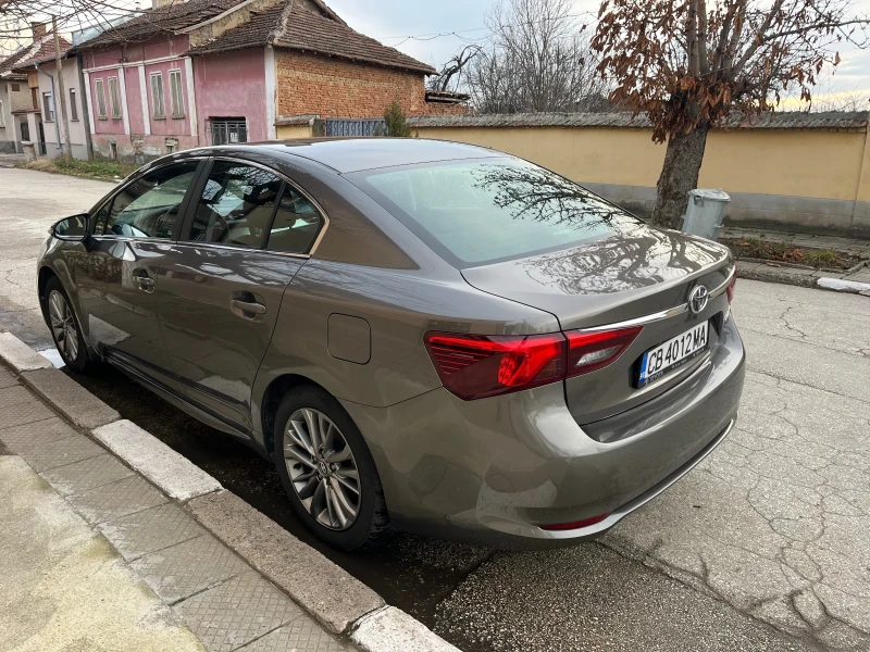 Toyota Avensis, снимка 6 - Автомобили и джипове - 48422334