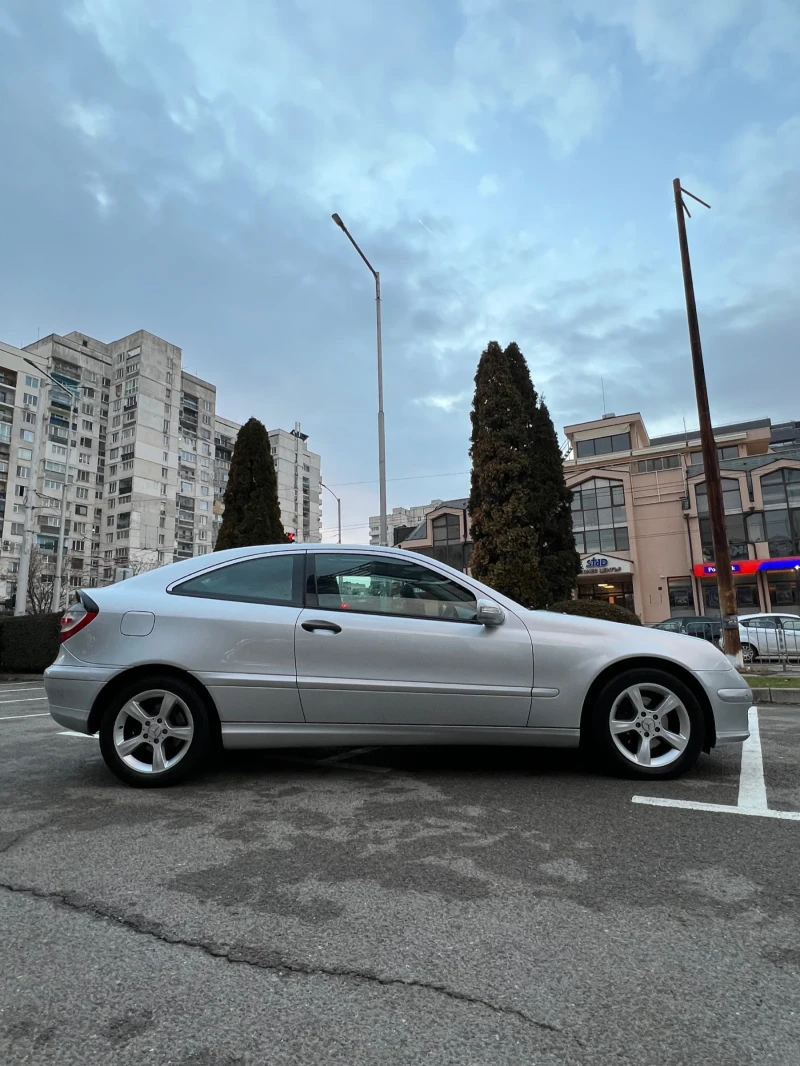 Mercedes-Benz C 200 Kompressor , снимка 6 - Автомобили и джипове - 48794444