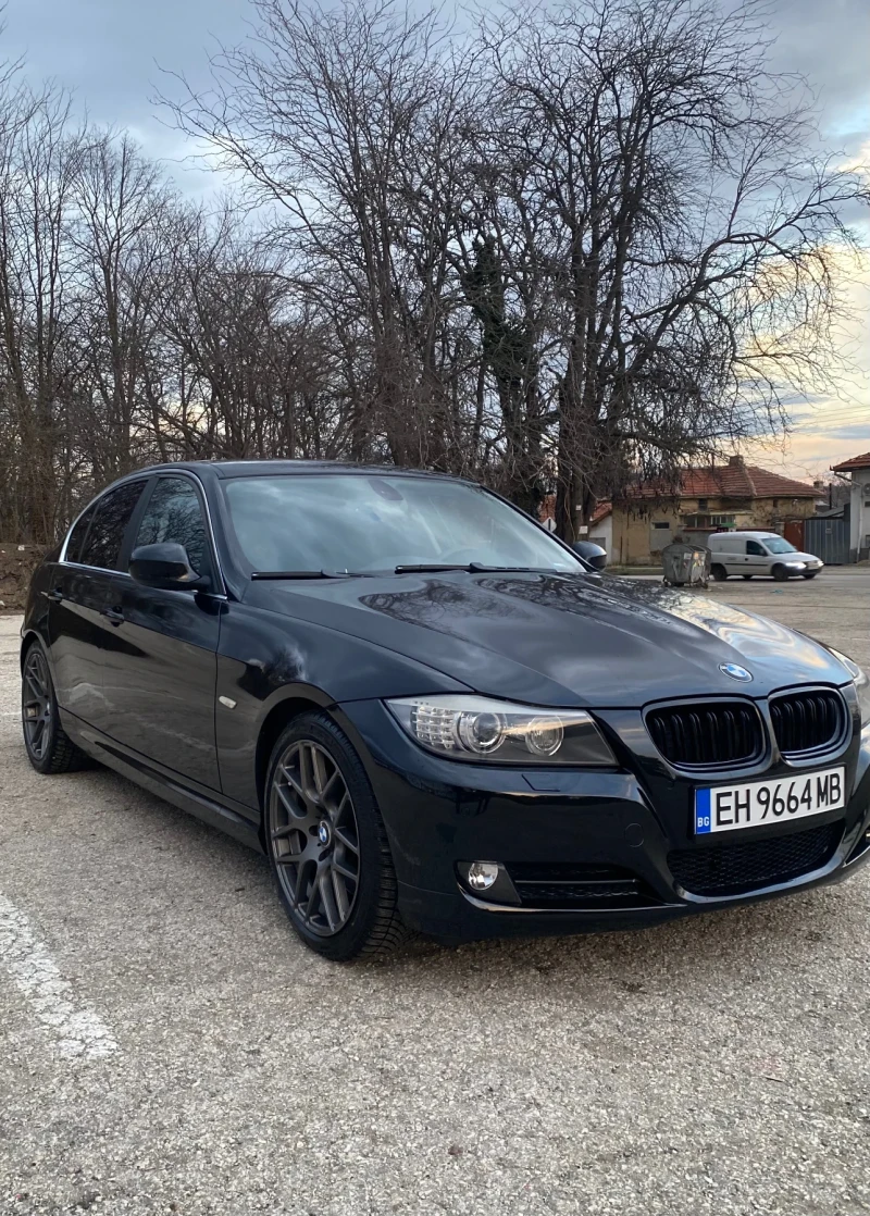 BMW 330 330d FACE Обслужена!!, снимка 1 - Автомобили и джипове - 48960200