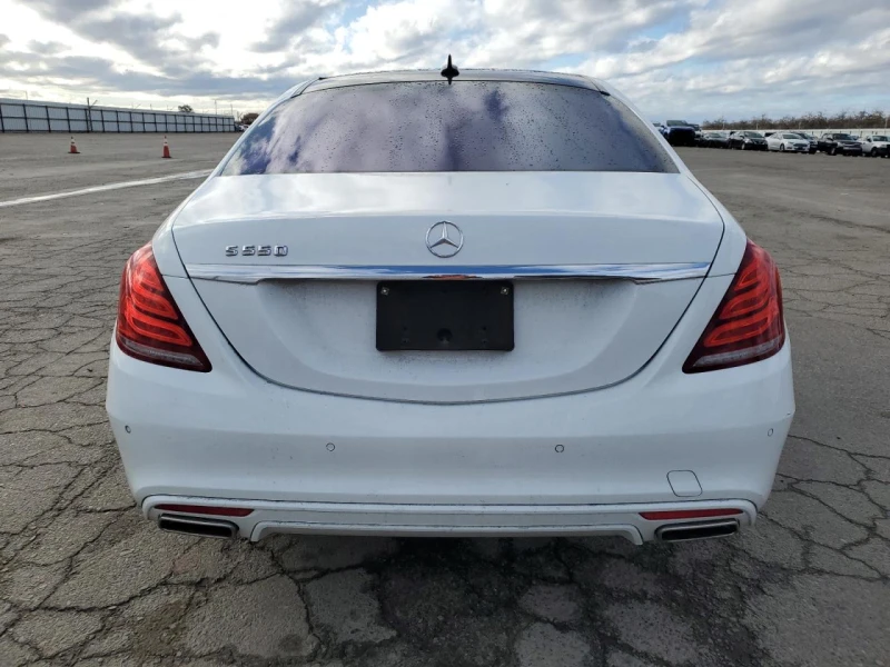 Mercedes-Benz S 550 Минимална щета, снимка 5 - Автомобили и джипове - 49225475