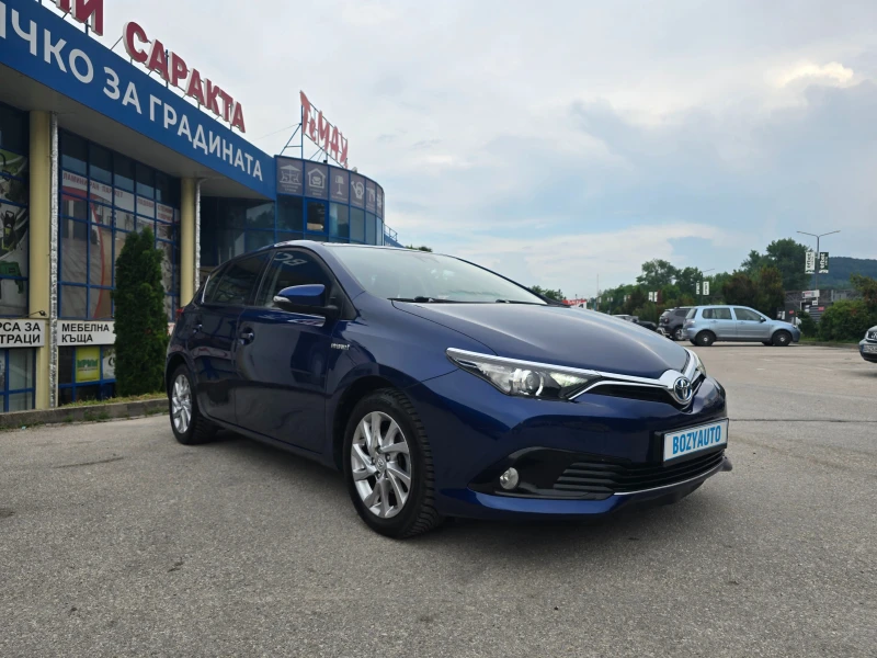 Toyota Auris 1.8HYBRID/N1/BI XENON/FULL