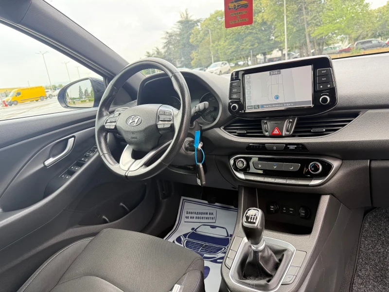 Hyundai I30 1.6, снимка 10 - Автомобили и джипове - 51043641