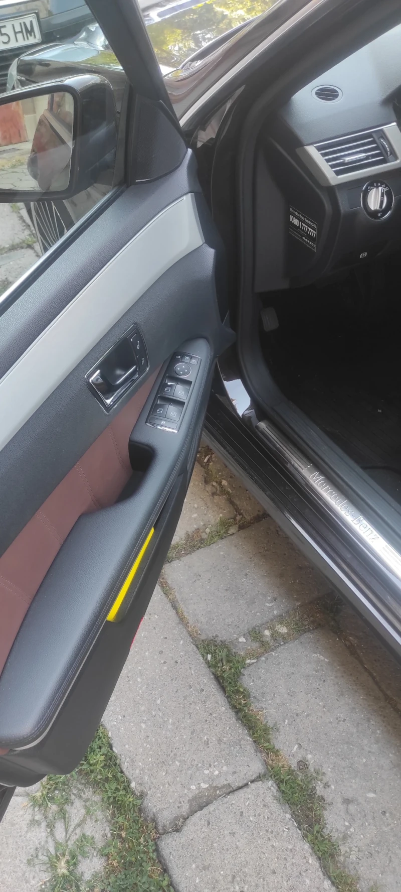 Mercedes-Benz E 220 Топ! Avantgarde, би- ксенон, кожа, подгрев , снимка 9 - Автомобили и джипове - 51086087