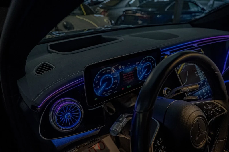 Mercedes-Benz EQS 450/4Matic/SUV/HuD/Burmester/125kWh/Digital Light/, снимка 12 - Автомобили и джипове - 52048676