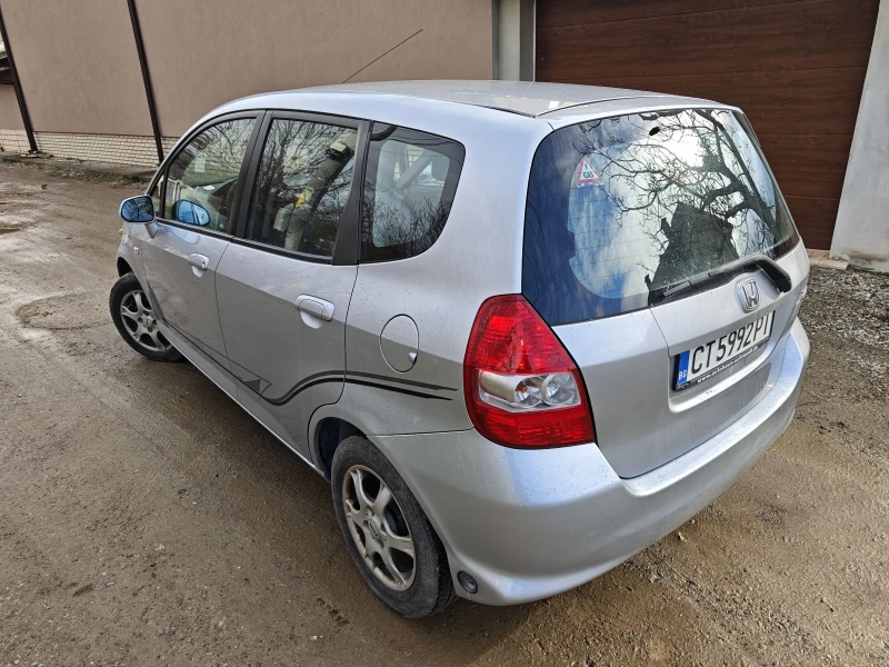 Honda Jazz 1.3 Gaz италианска, снимка 4 - Автомобили и джипове - 53249204