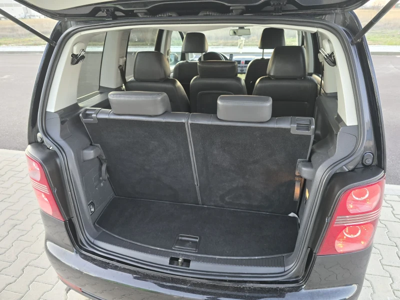 VW Touran 2.0TDi/170КС/6+ 1/High-Lein/ХСЕНОН /НАВИ/ФУЛЛ, снимка 13 - Автомобили и джипове - 52775971
