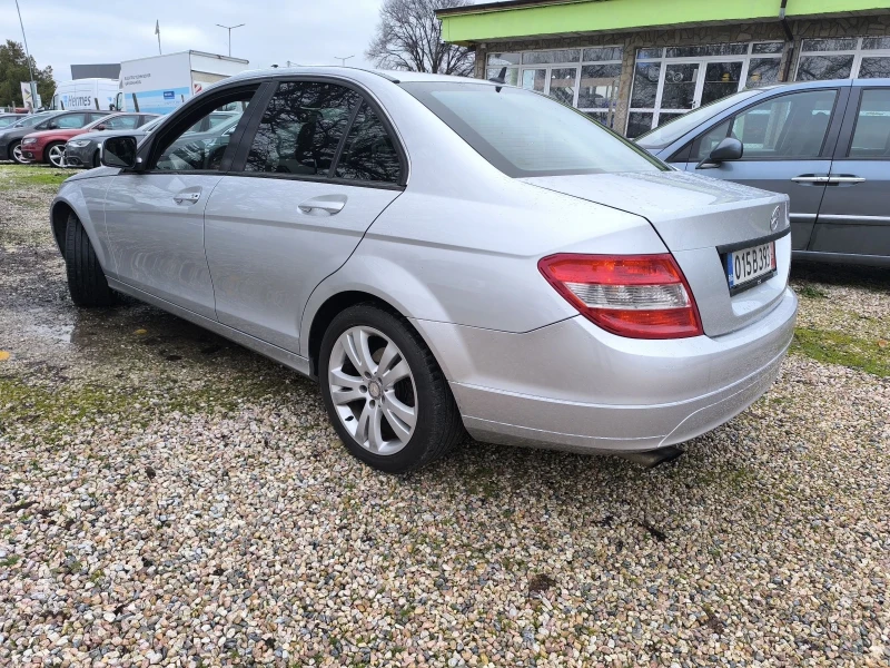 Mercedes-Benz C 220 6sk. Sedan, снимка 3 - Автомобили и джипове - 52903777