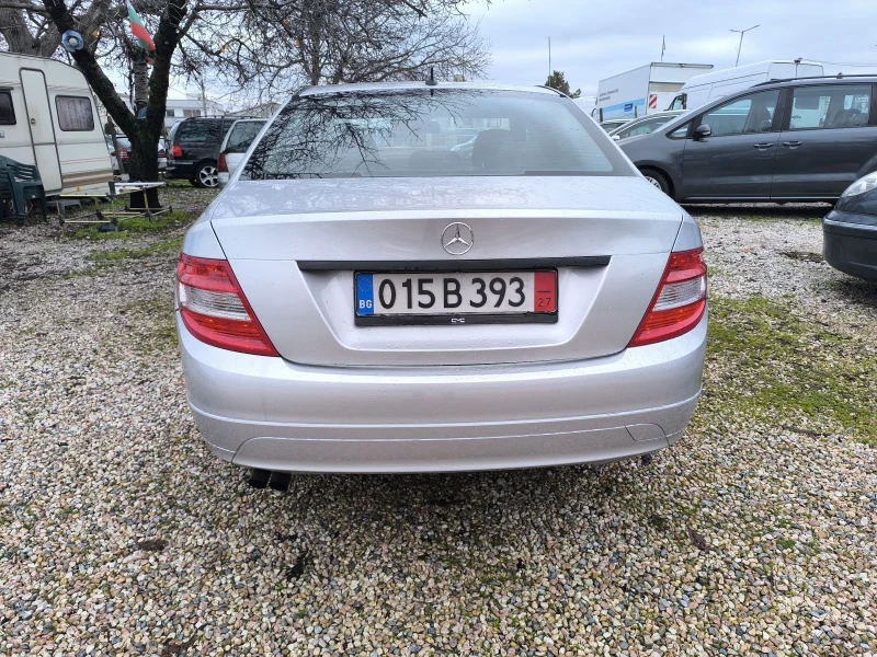 Mercedes-Benz C 220 6sk. Sedan, снимка 4 - Автомобили и джипове - 52903777