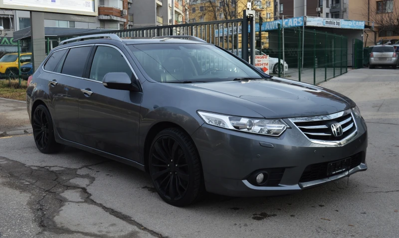 Honda Accord 2.4i - FACELIFT - FULL - ШВЕЙЦАРИЯ, снимка 3 - Автомобили и джипове - 53261931
