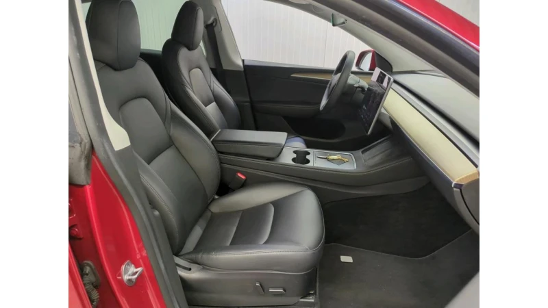 Tesla Model Y Standard Range, снимка 12 - Автомобили и джипове - 53266114