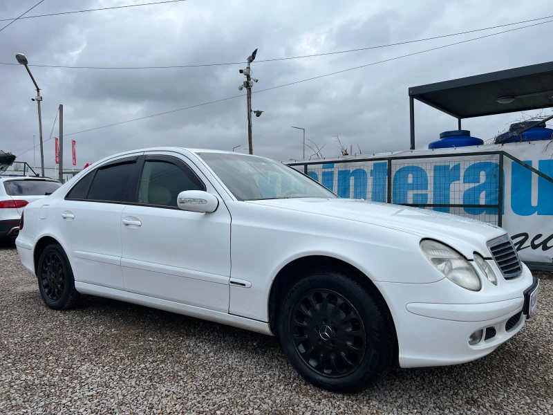 Mercedes-Benz E 220 220 CDI AUT/ТЕГЛИЧ/СЕДАН, снимка 3 - Автомобили и джипове - 53328255