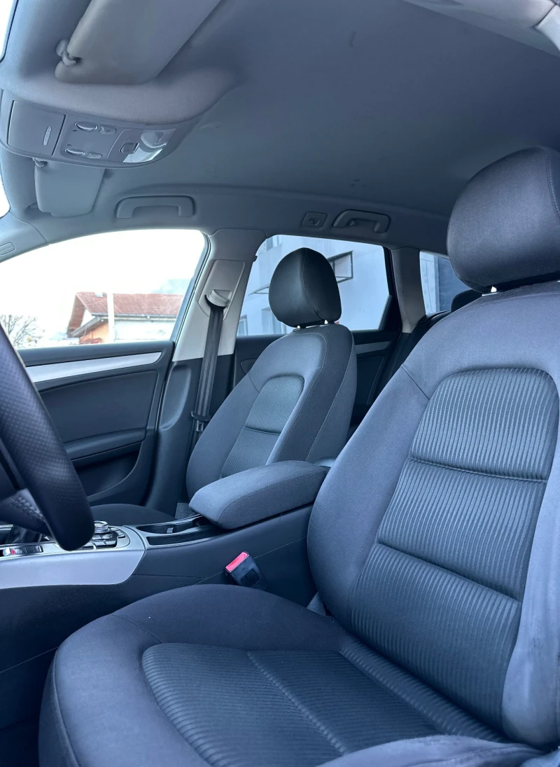 Audi A4 * Ръчка* Навигация* , снимка 8 - Автомобили и джипове - 53359188