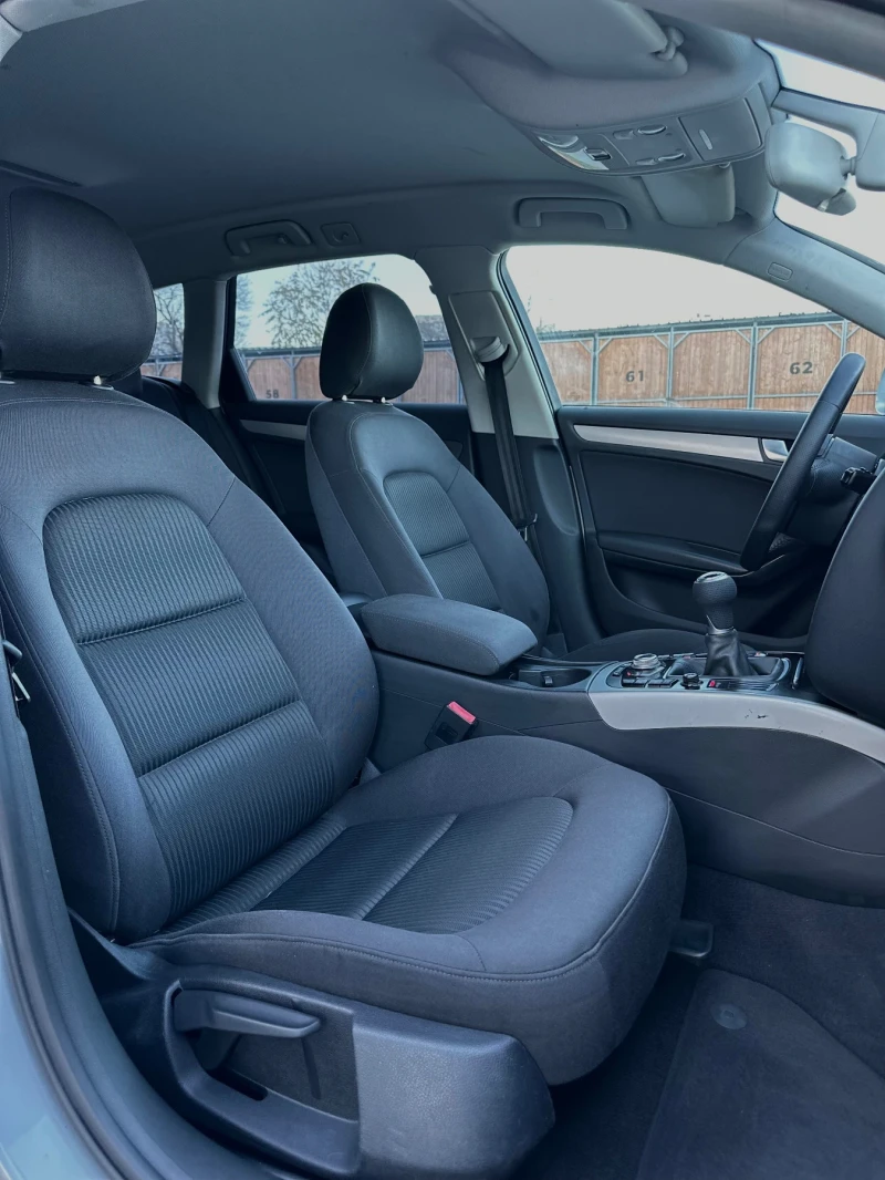 Audi A4 * Ръчка* Навигация* , снимка 10 - Автомобили и джипове - 53359188