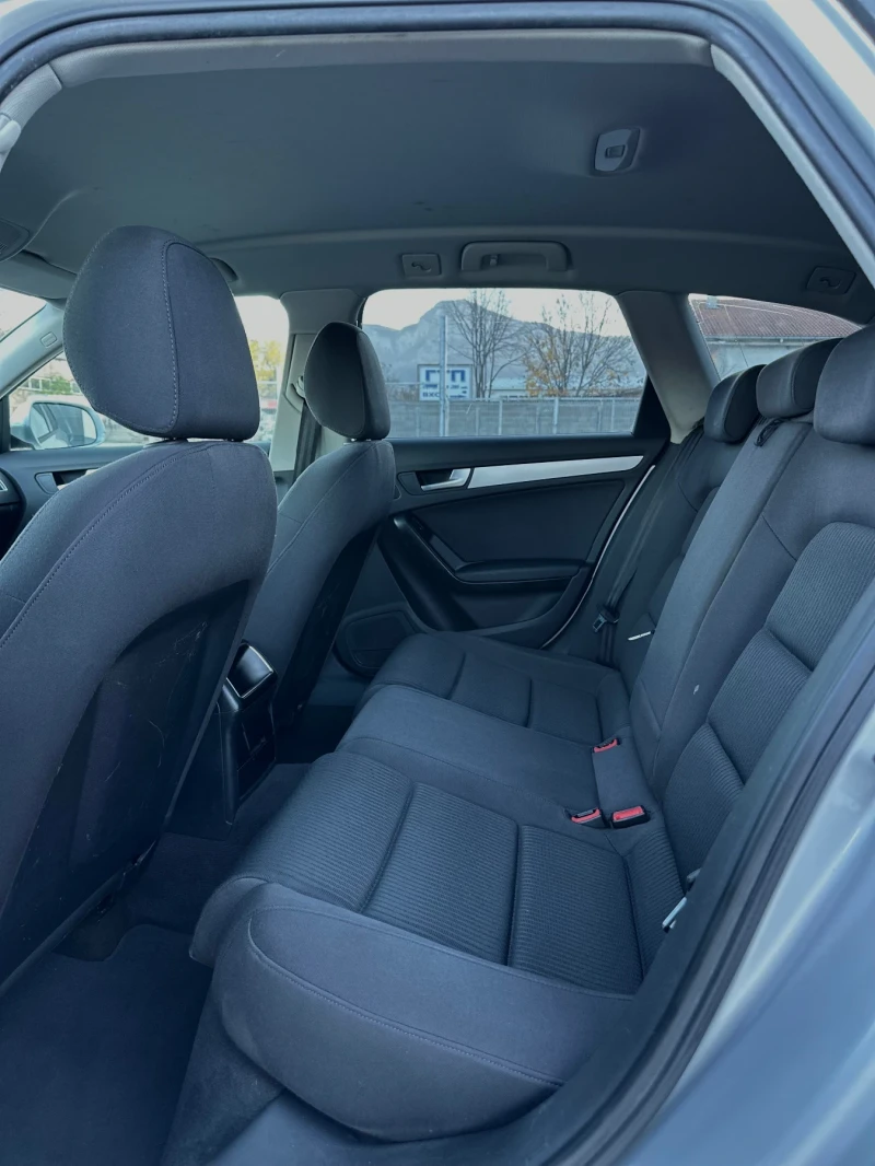 Audi A4 * Ръчка* Навигация* , снимка 9 - Автомобили и джипове - 53359188