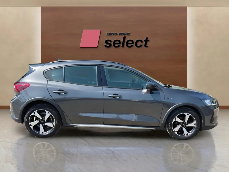 Ford Focus 1.0 EcoBoost, снимка 4 - Автомобили и джипове - 53427431
