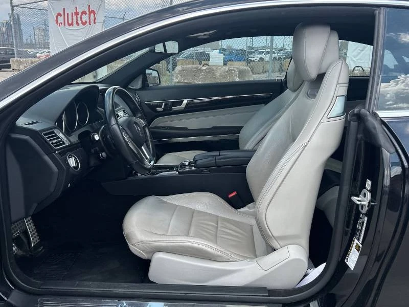 Mercedes-Benz E 400 * 4MATIC * 360 * 2 КЛЮЧА * ОПЦИЯ ЗА ФИНАНСИРАНЕ, снимка 14 - Автомобили и джипове - 55223314