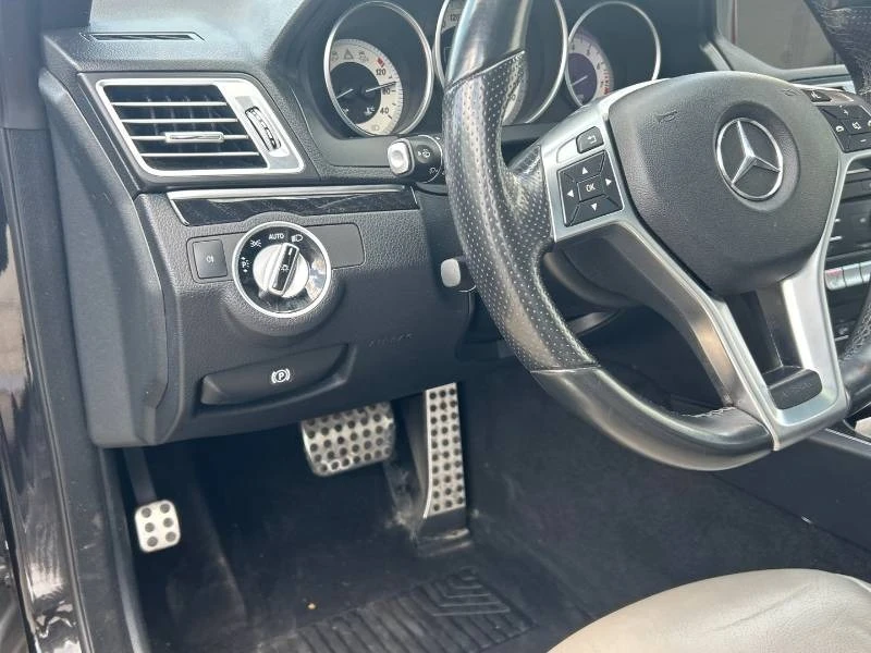 Mercedes-Benz E 400 * 4MATIC * 360 * 2 КЛЮЧА * ОПЦИЯ ЗА ФИНАНСИРАНЕ, снимка 13 - Автомобили и джипове - 55223314