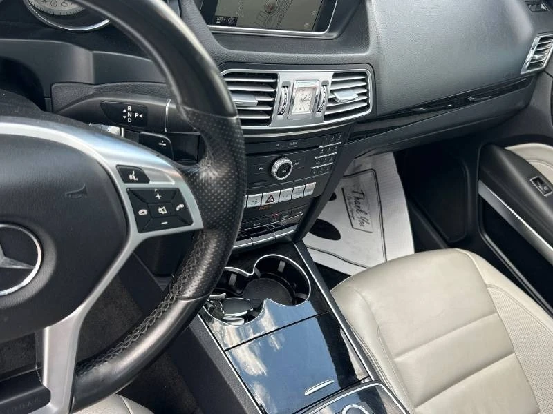Mercedes-Benz E 400 * 4MATIC * 360 * 2 КЛЮЧА * ОПЦИЯ ЗА ФИНАНСИРАНЕ, снимка 11 - Автомобили и джипове - 55223314