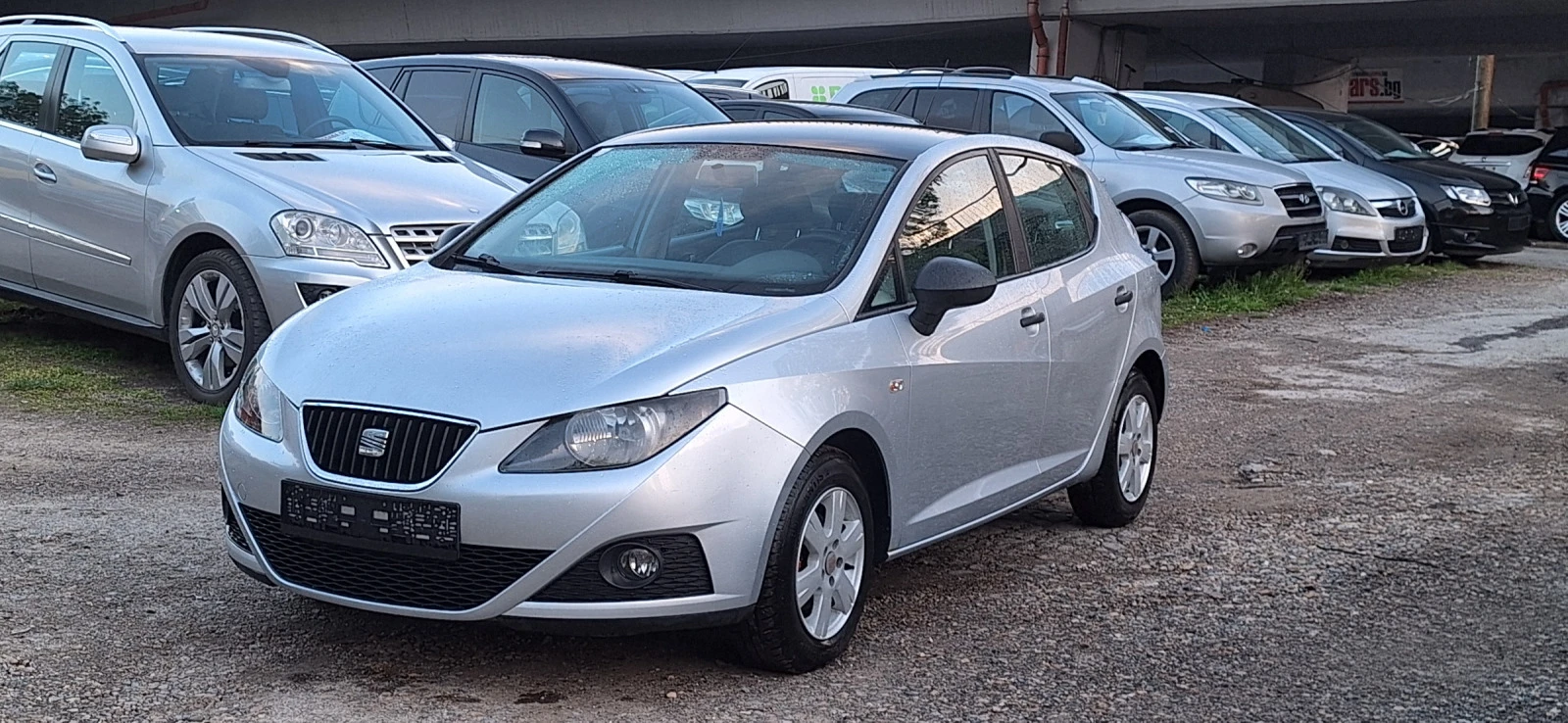 Seat Ibiza 1.2 Уникат 92000км , снимка 1