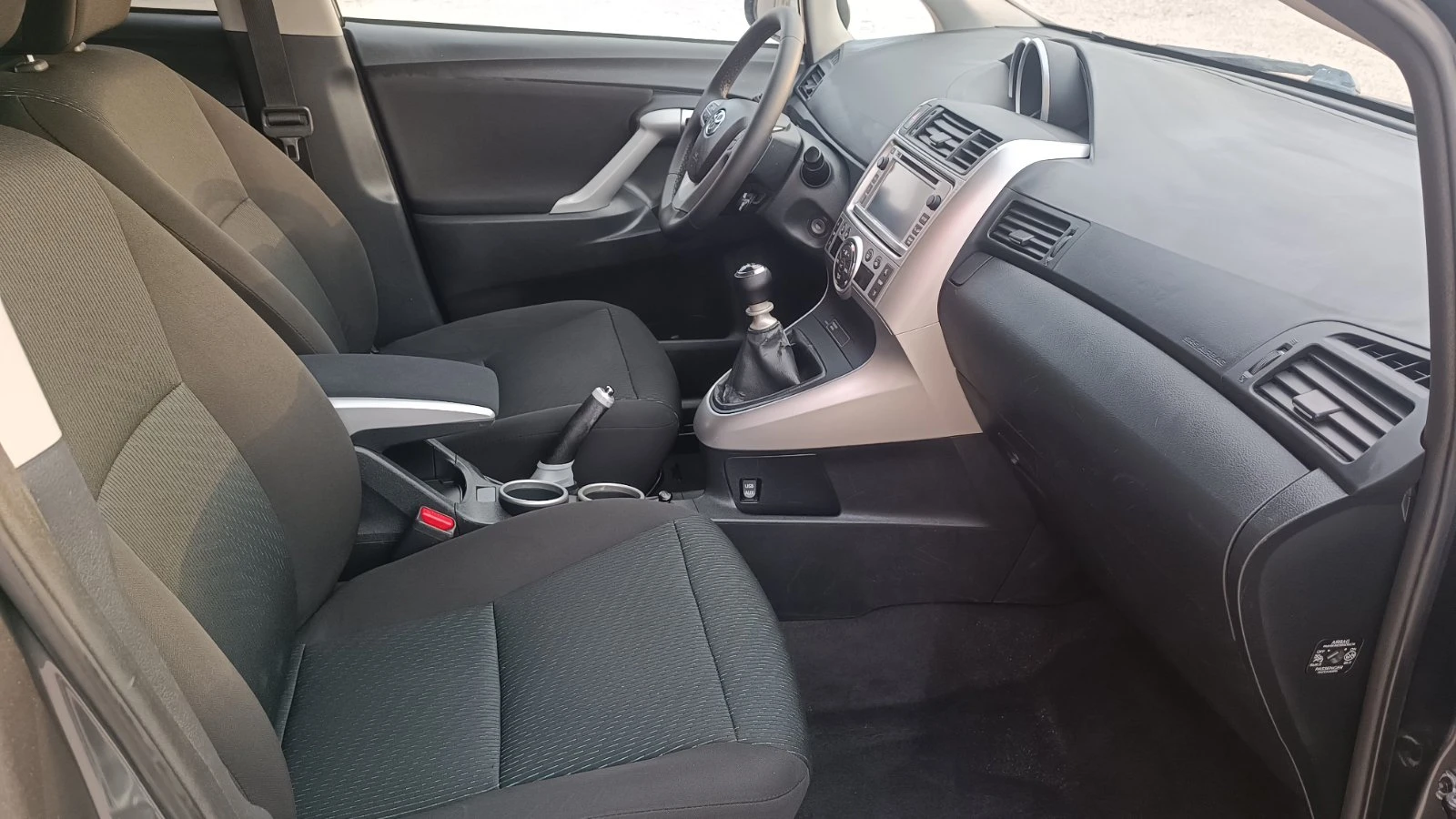 Toyota Verso 1.6 Valvematic - изображение 10