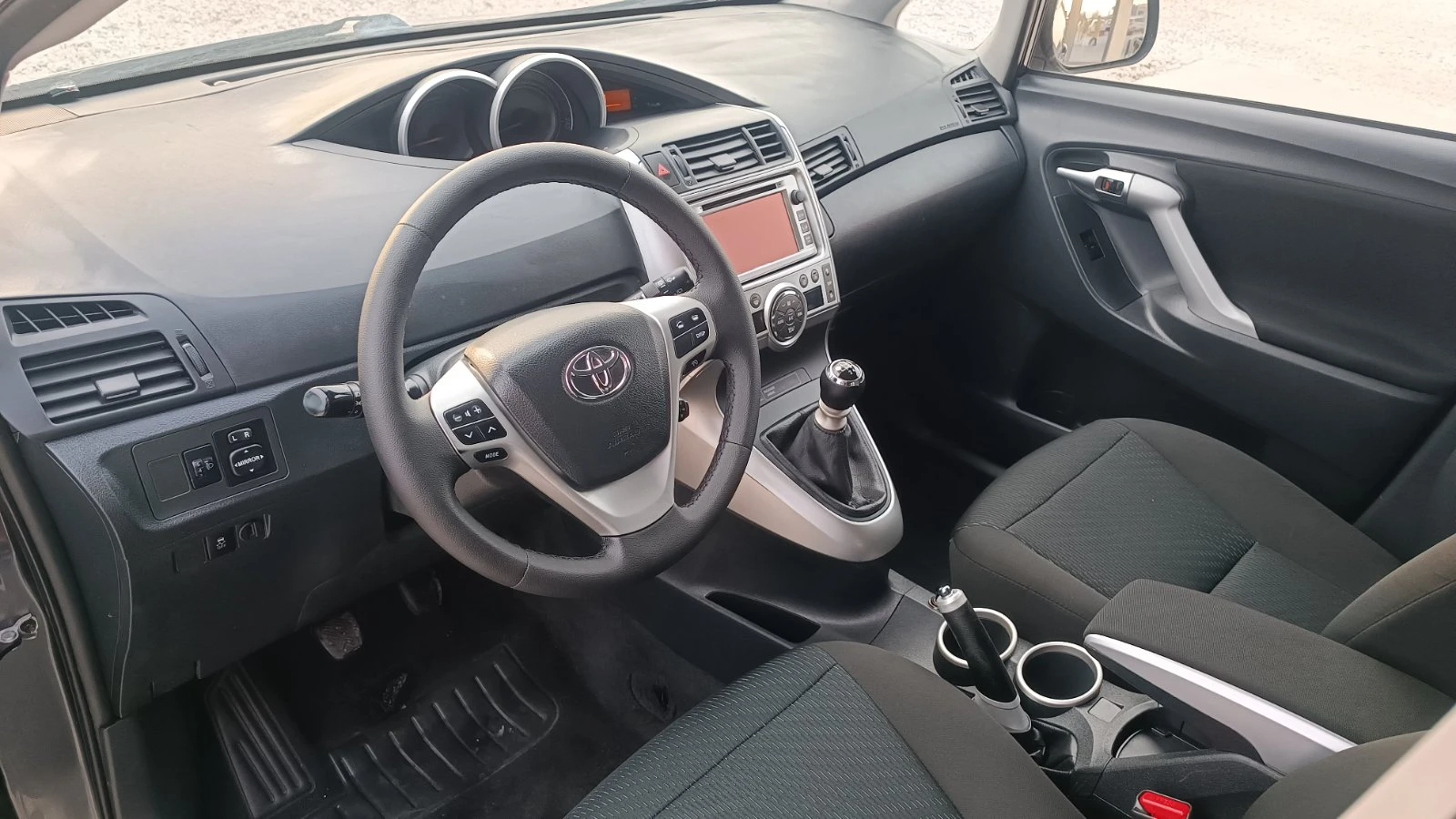 Toyota Verso 1.6 Valvematic - изображение 7