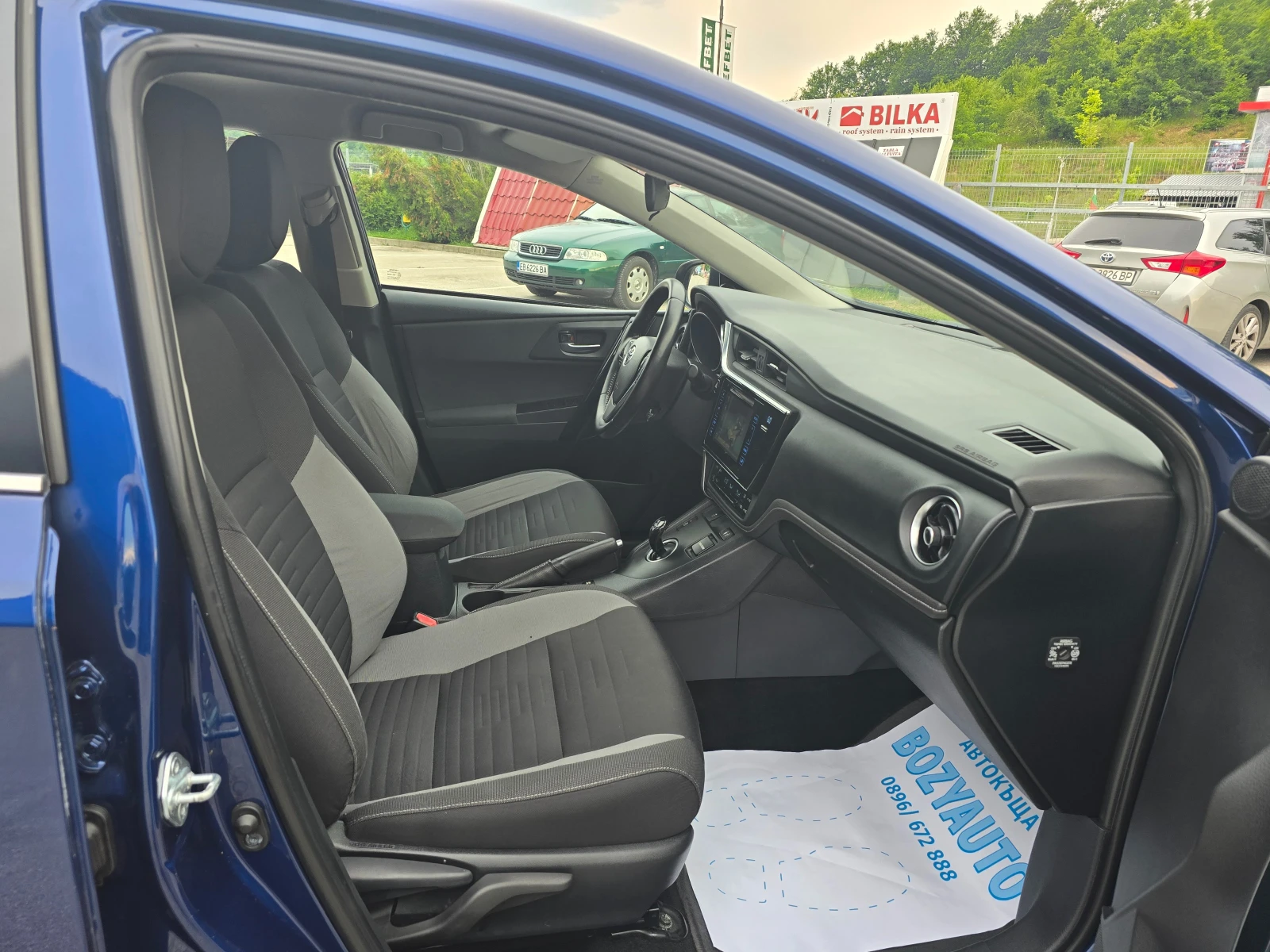 Toyota Auris 1.8HYBRID/N1/BI XENON/FULL - изображение 7