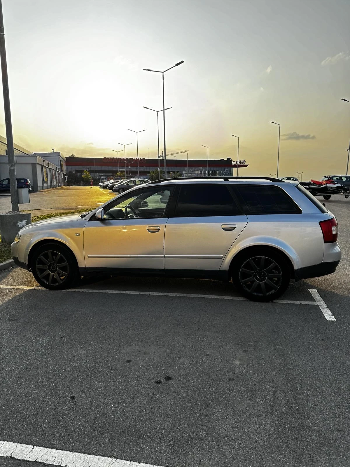Audi A4 1.9 tdi комби 113 к.с. - изображение 7