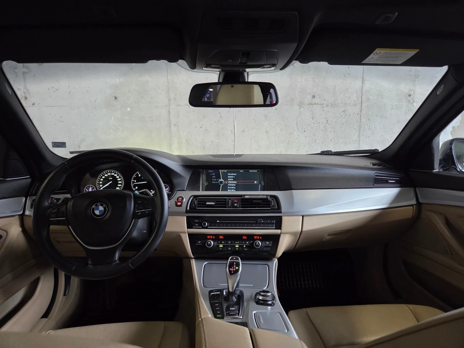 BMW 530 Xdrive/ Panorama/ Високо оборудване - изображение 10