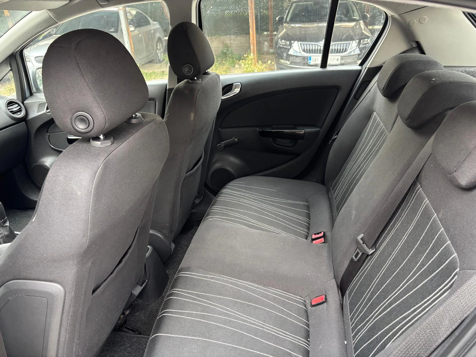 Opel Corsa 1.2i16v-City edition!!! - изображение 10