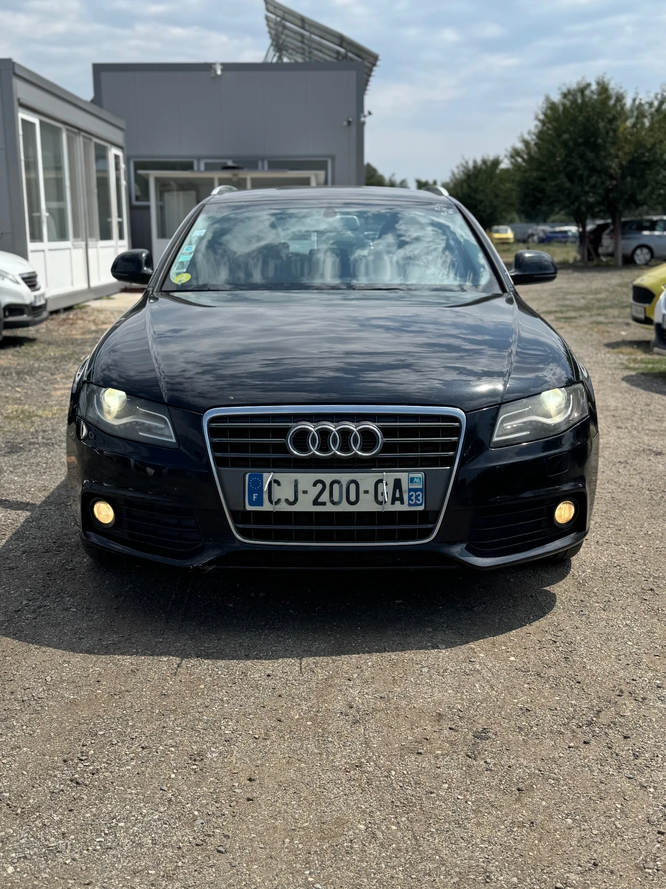 Audi A4 2.0tdi Recaro LeD - изображение 2