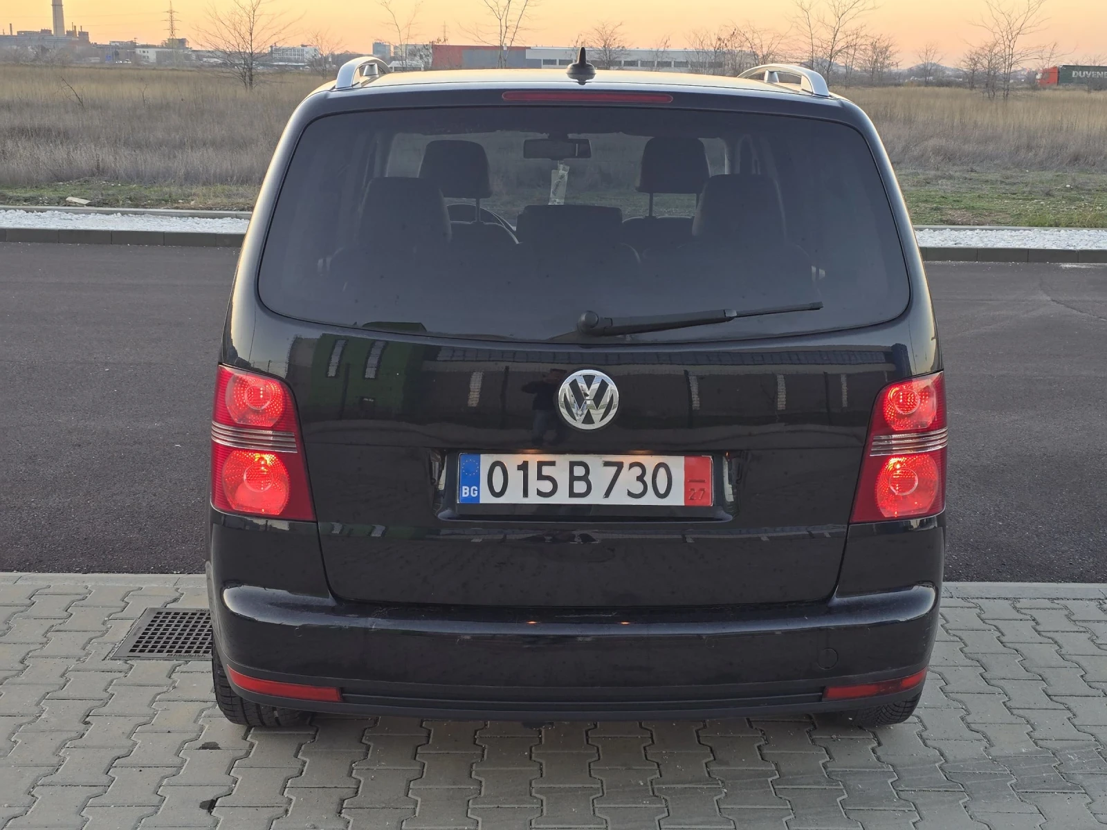 VW Touran 2.0TDi/170КС/6+ 1/High-Lein/ХСЕНОН /НАВИ/ФУЛЛ - изображение 4