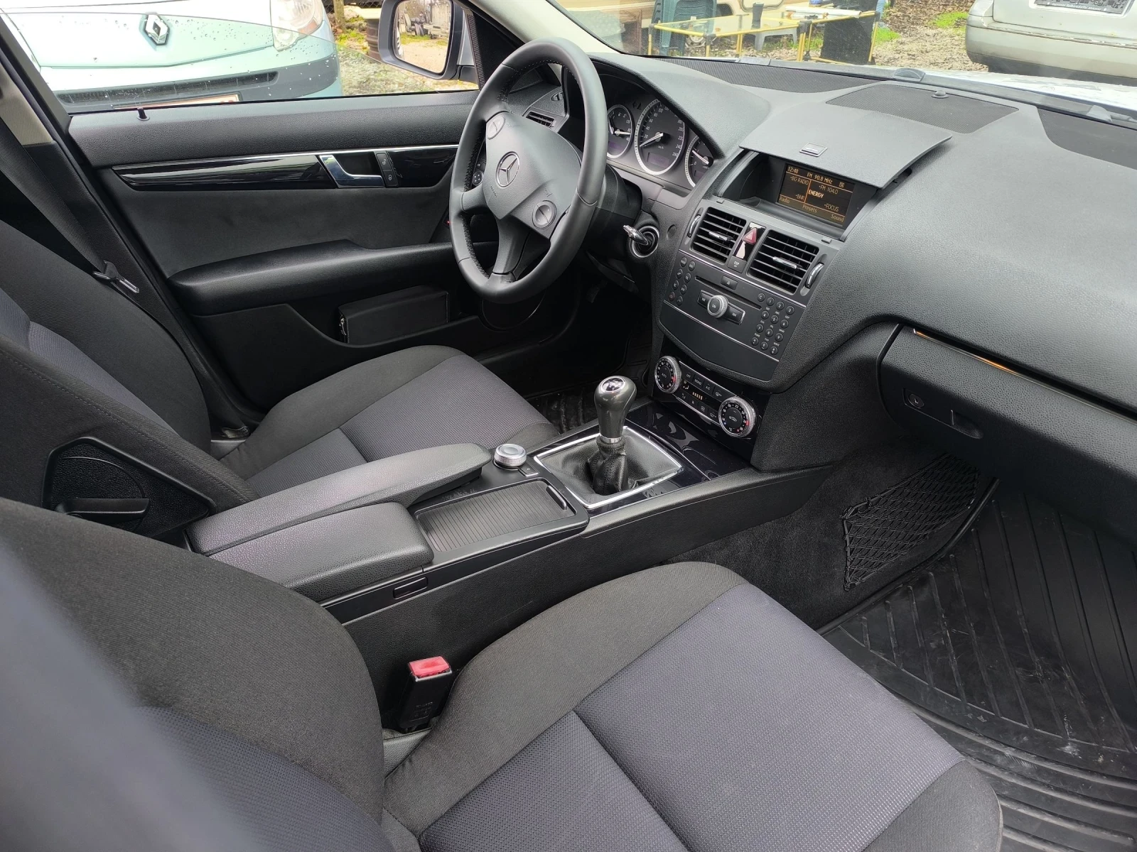 Mercedes-Benz C 220 6sk. Sedan - изображение 6