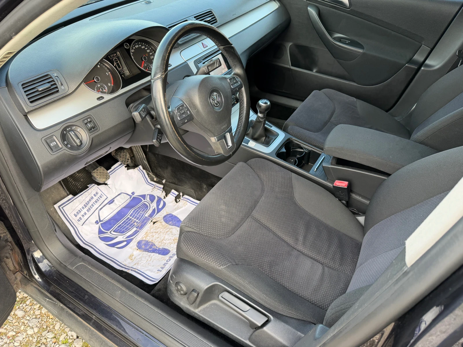 VW Passat 1.6 TDI - NAVI - ������� | Mobile.bg � ����������� 9