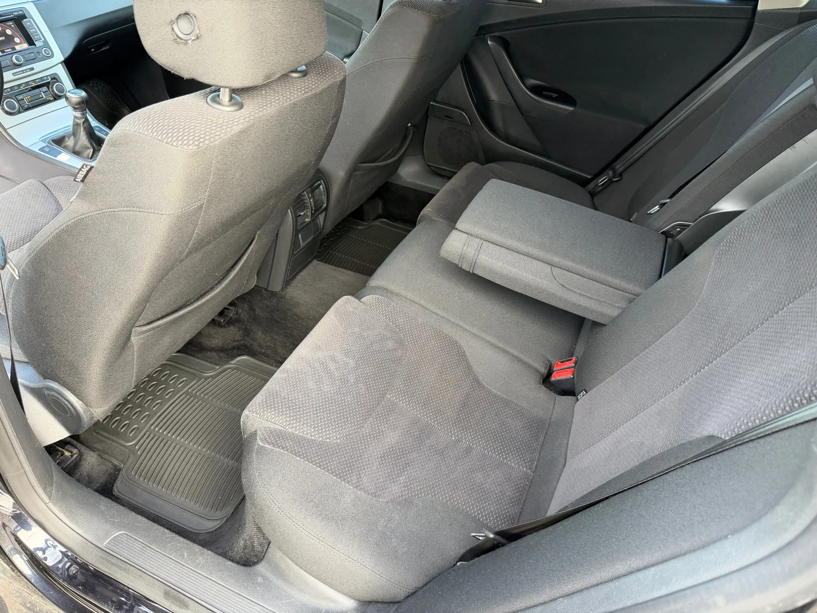 VW Passat 1.6 TDI - NAVI - ������� | Mobile.bg � ����������� 10