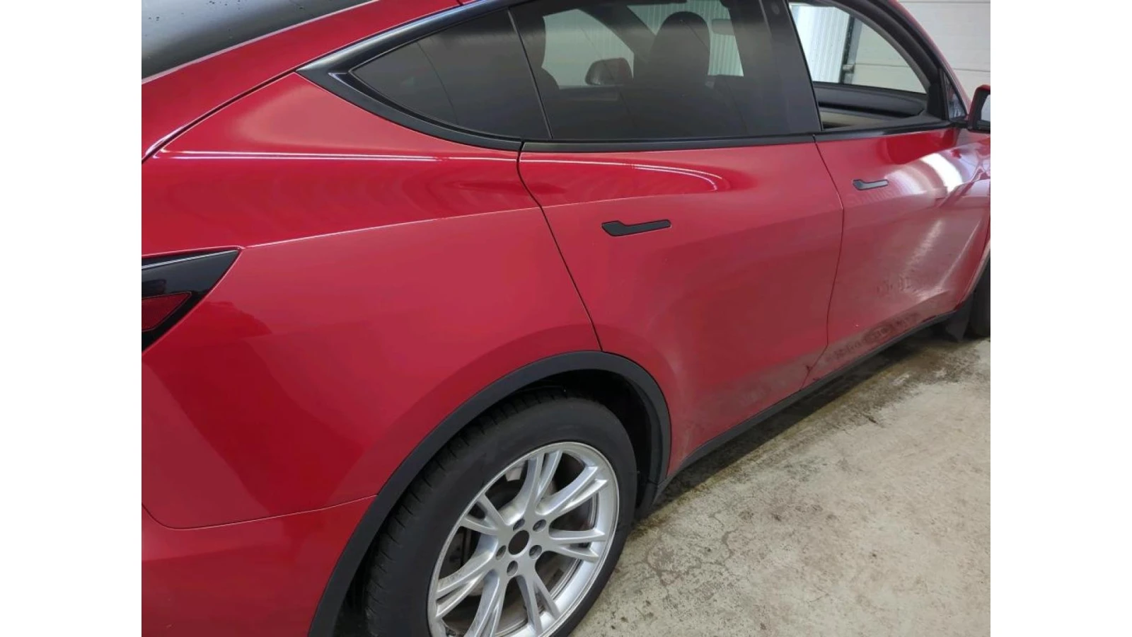 Tesla Model Y Standard Range - изображение 8