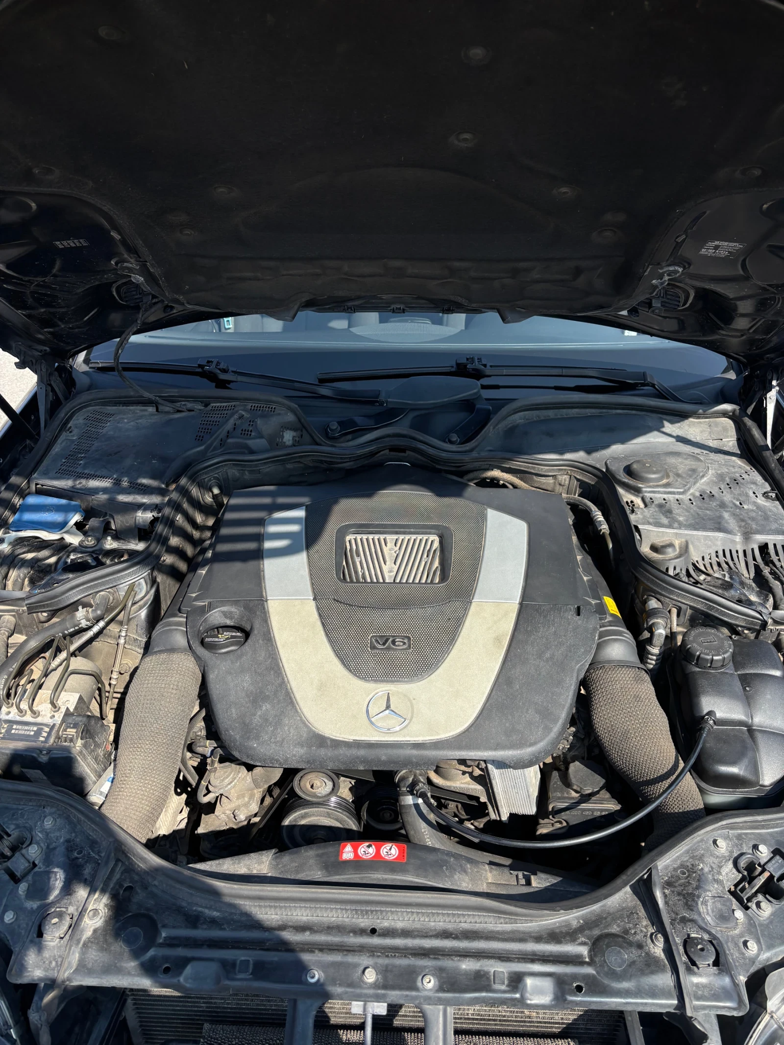 Mercedes-Benz E 280, снимка 14 - Автомобили и джипове - 53745618