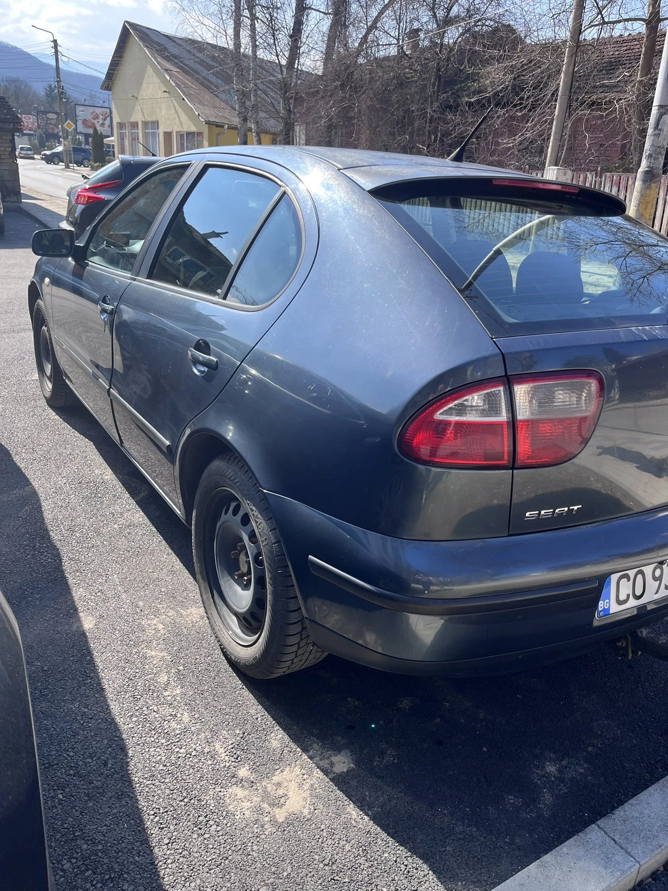 Seat Leon 1.9 TDI, снимка 12 - Автомобили и джипове - 53884536