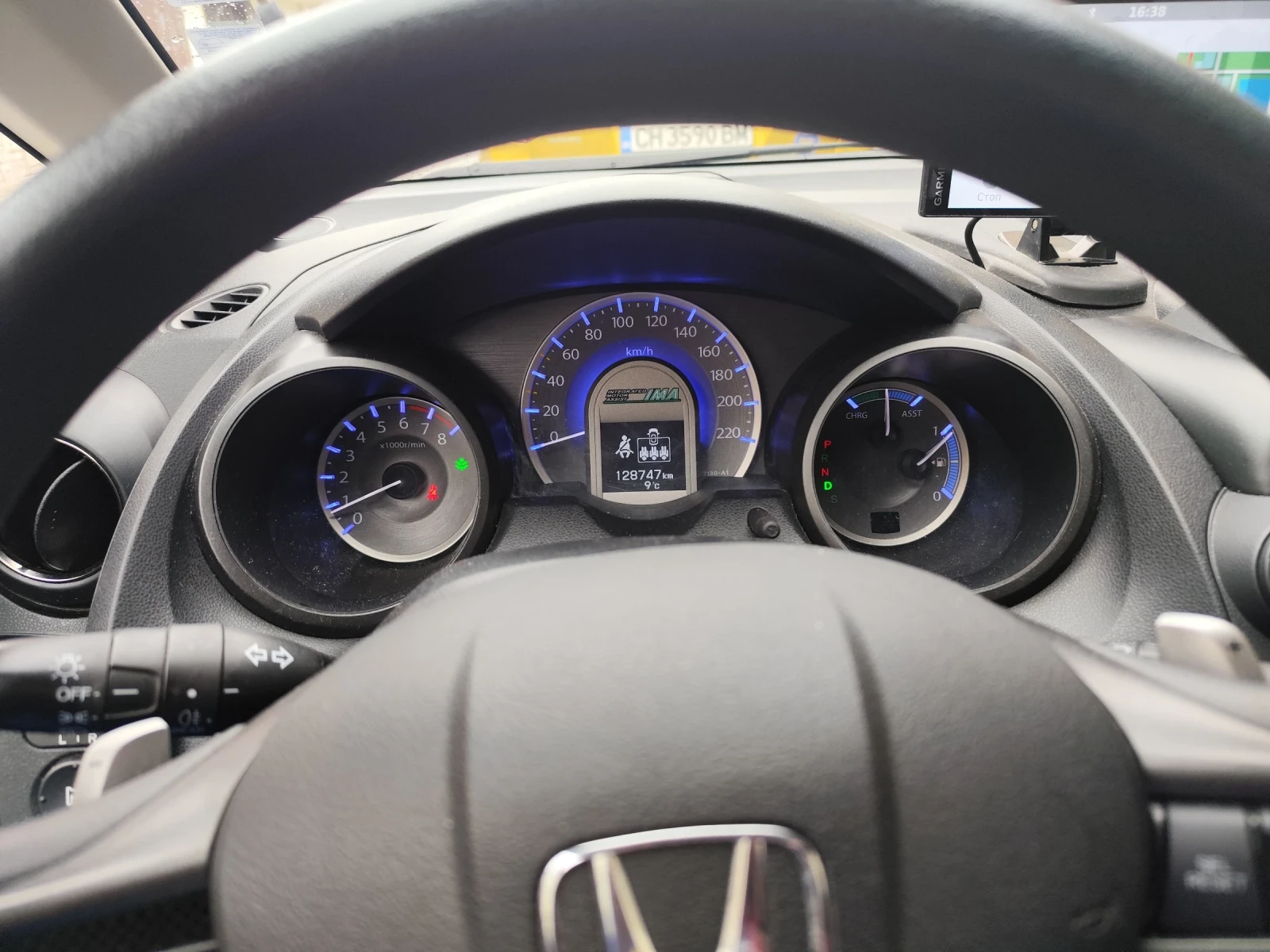 Honda Jazz Hybrid, снимка 6 - Автомобили и джипове - 54017146