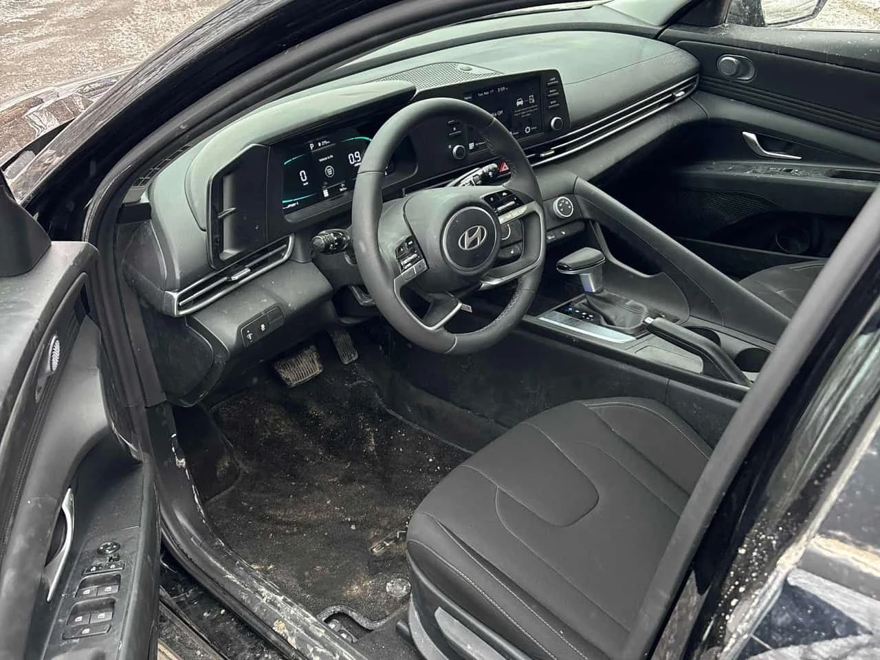 Hyundai Elantra  Preferred /ПОДГРЕВИ / КАМЕРА , снимка 5 - Автомобили и джипове - 54025555