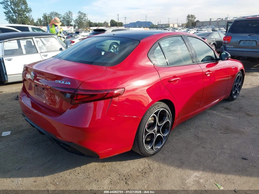 Alfa Romeo Giulia 2023 ALFA ROMEO GIULIA VELOCE RWD, снимка 6 - Автомобили и джипове - 54162491