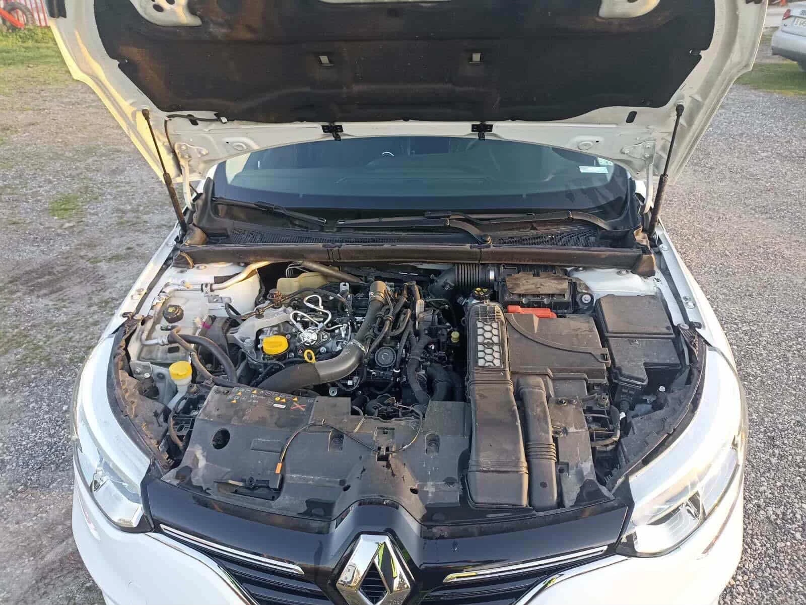 Renault Megane 1.3, снимка 3 - Автомобили и джипове - 54688249