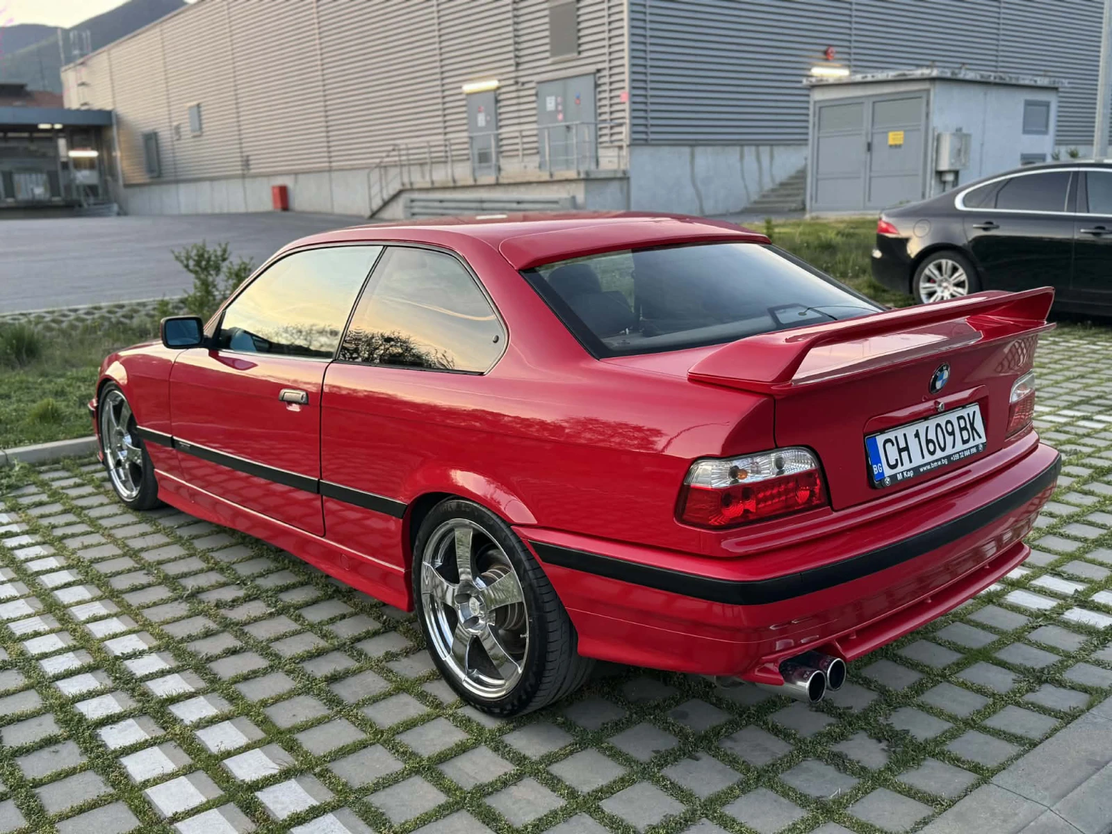BMW 318 is, снимка 7 - Автомобили и джипове - 54319926