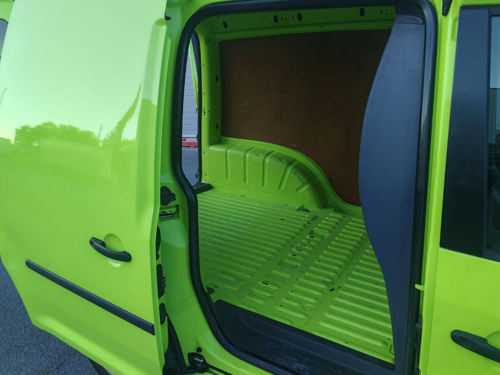 VW Caddy 1.6TDI 2011G | Mobile.bg � ����������� 10