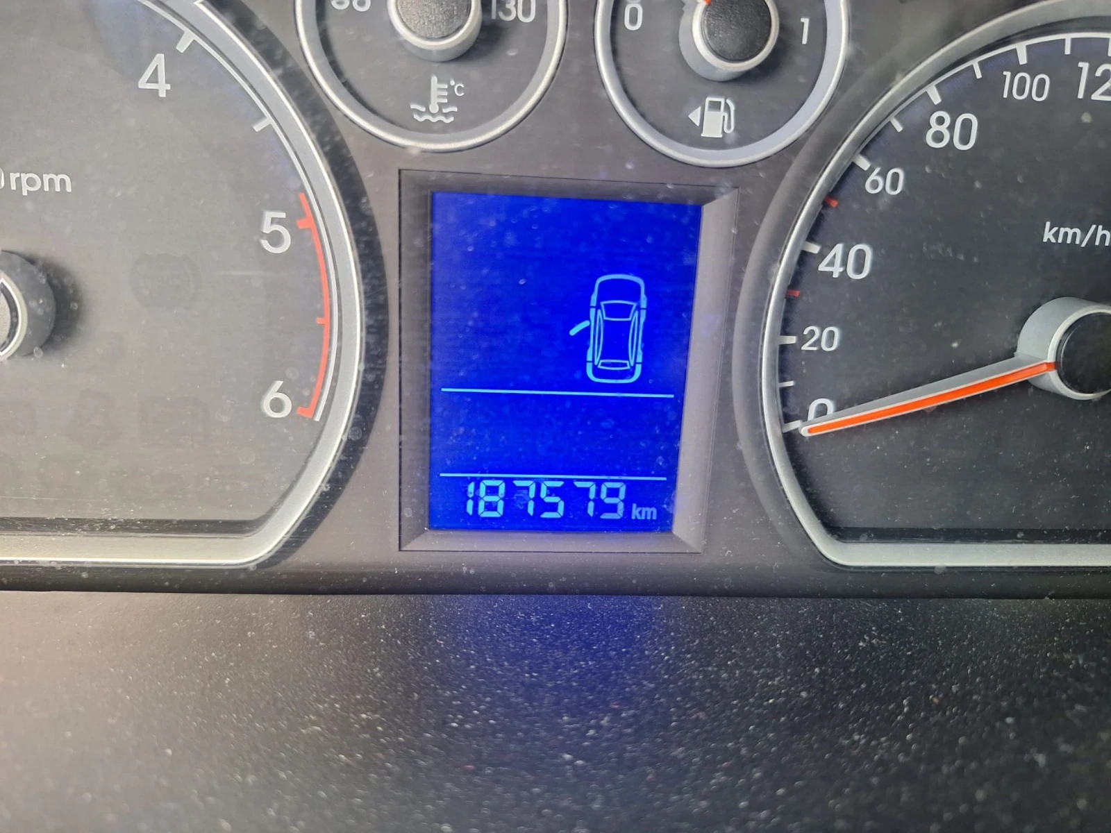 Hyundai I30 1.6 ����� 2010 � | Mobile.bg � ����������� 15