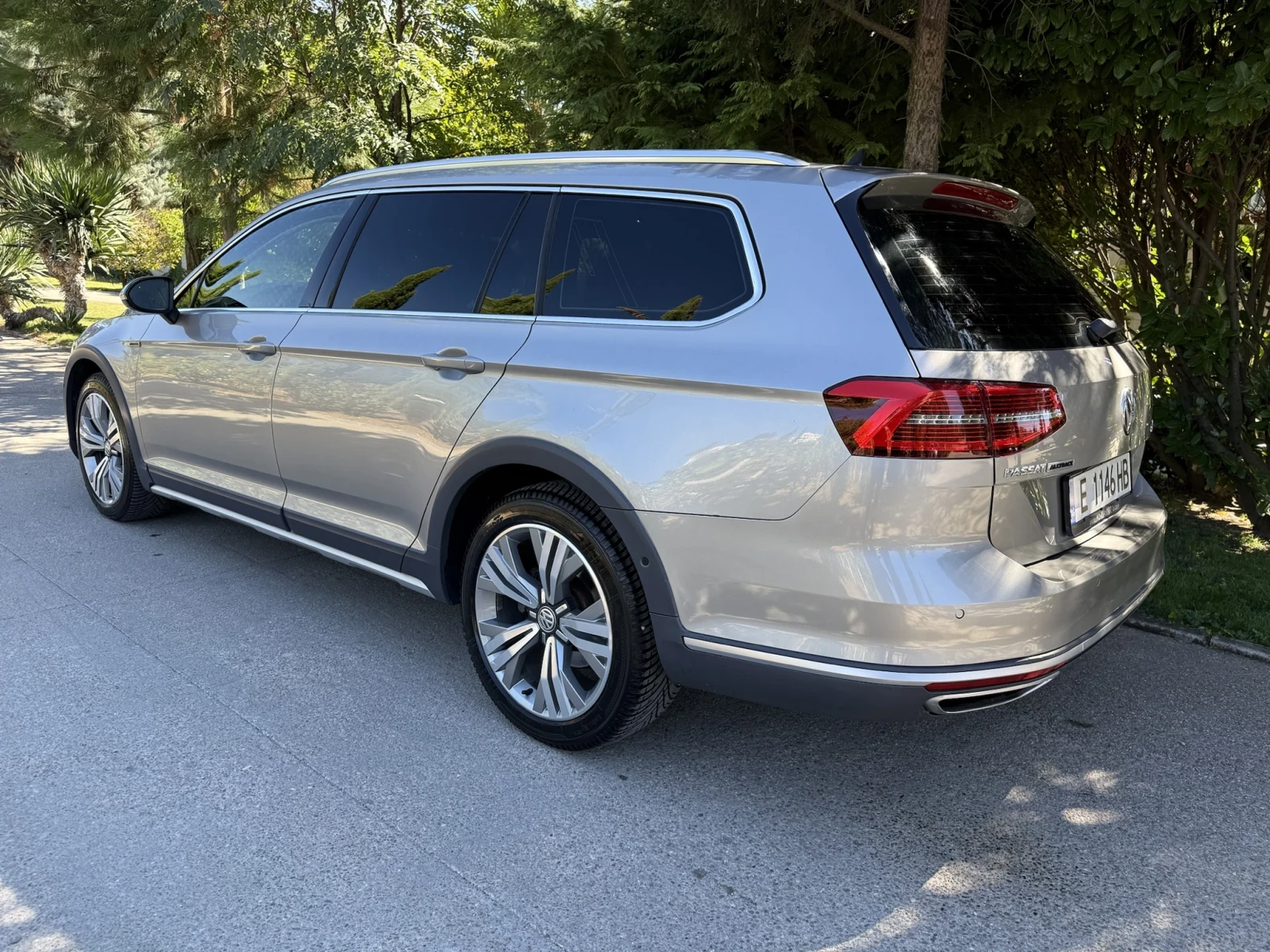 VW Alltrack 2.0TDI 4Motion ТОП Digital Keyless ПАНОРАМА ЛИЗИНГ, снимка 15 - Автомобили и джипове - 56352585